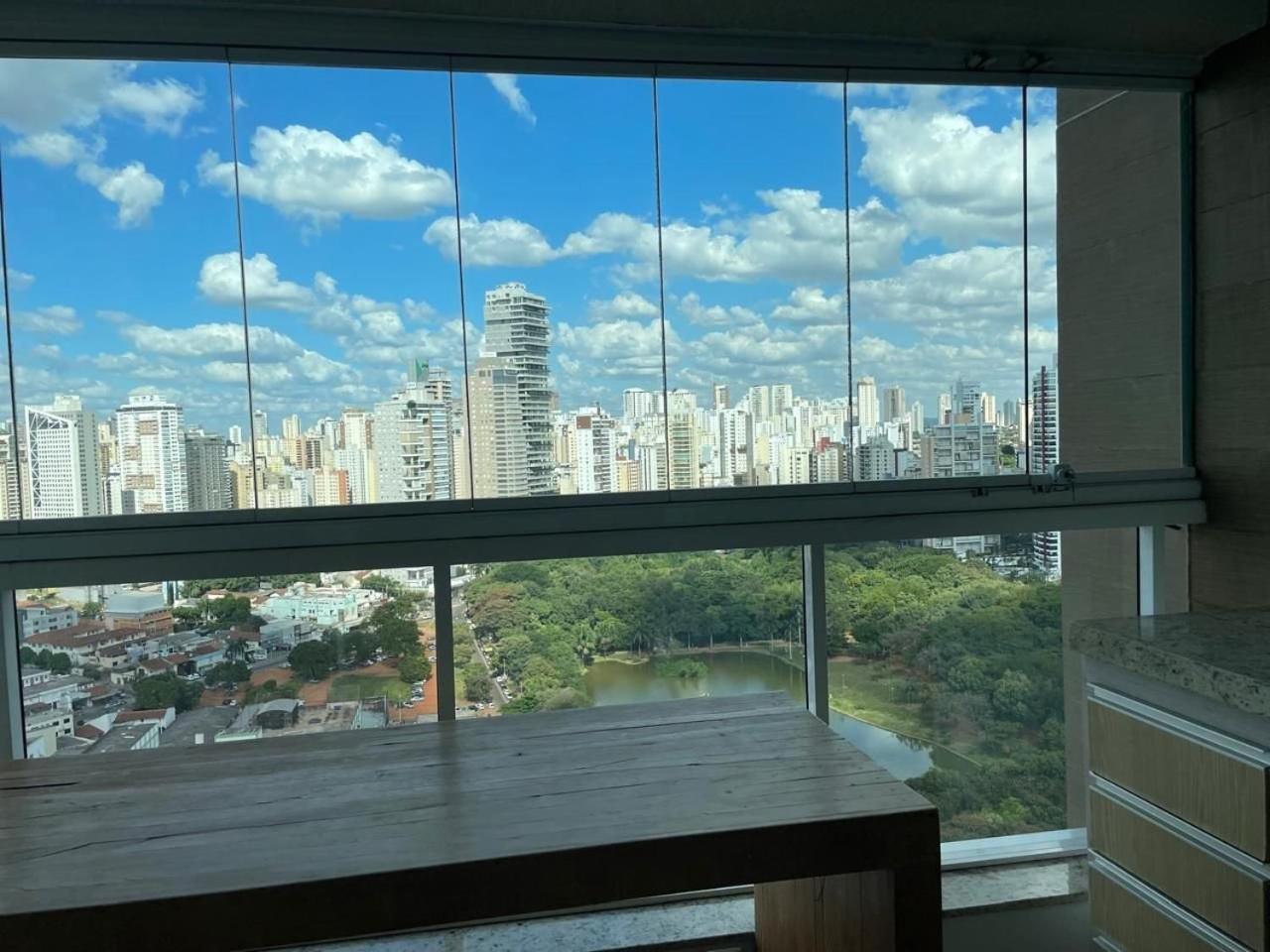Moderno Flat Com Vista Para O Parque Vaca Brava Goiânia Exteriér fotografie